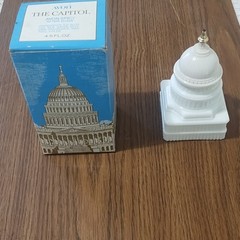 Avon The Capitol Spicy Aftershave Fluid, Regular Size 4.5 fl oz